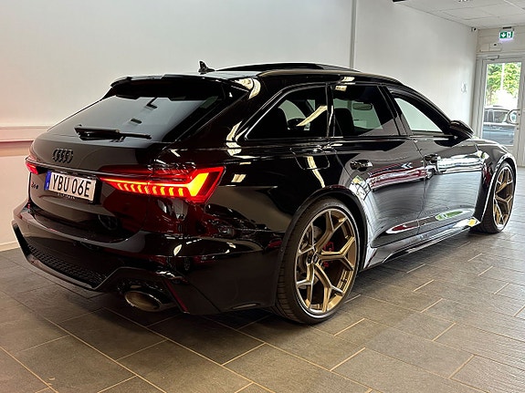 Audi RS6 25 of 25
