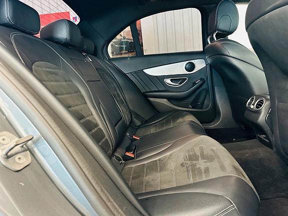 Mercedes-Benz C220 d 13 of 24