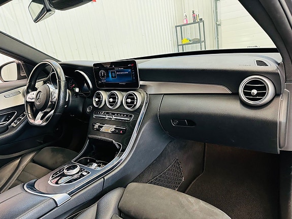 Mercedes-Benz C220 d 10 of 24