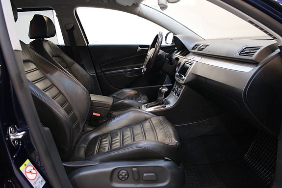 Volkswagen Passat 8 of 13