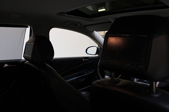 Volkswagen Passat 13 of 13