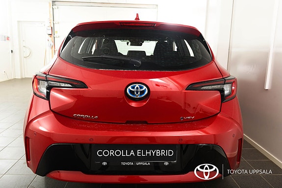 Toyota Corolla 4 of 10