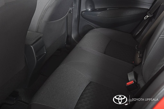 Toyota Corolla 7 of 10