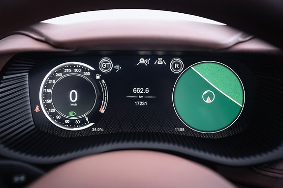 Aston Martin DBX 11 of 19