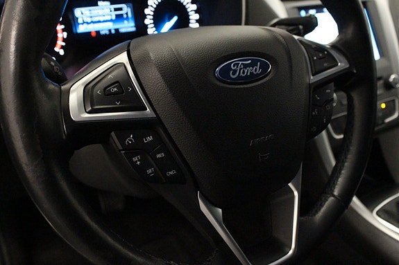 Ford Mondeo 16 of 23