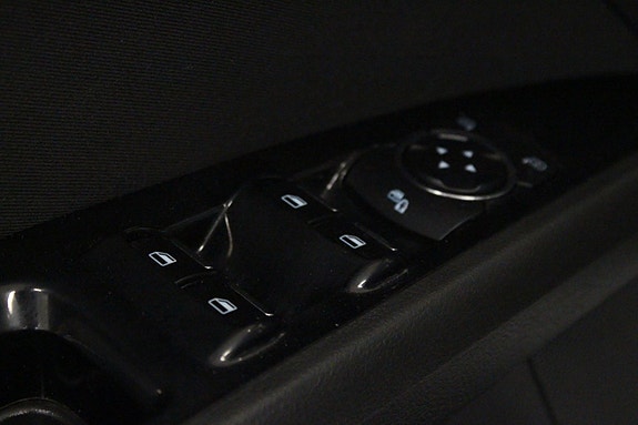 Ford Mondeo 20 of 23