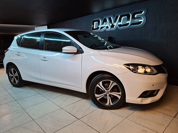 Nissan Pulsar 2 of 5