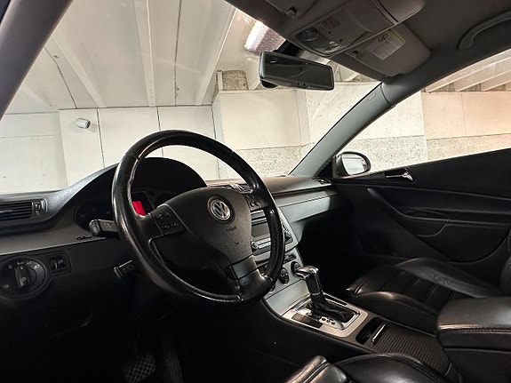 Volkswagen Passat 7 of 17