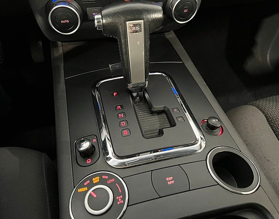 Volkswagen Touareg 14 of 24