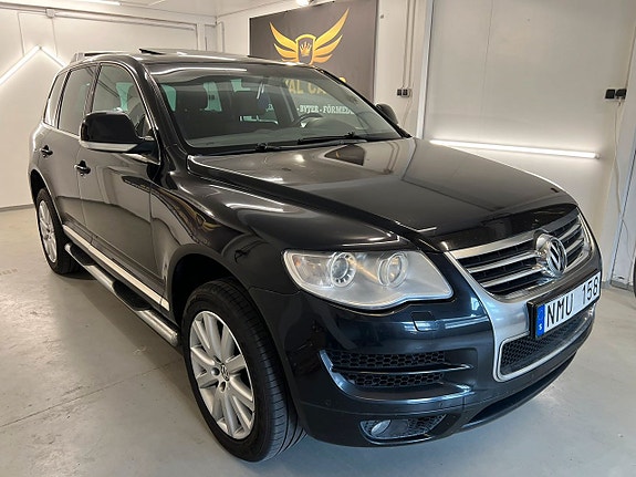 Volkswagen Touareg 2 of 24