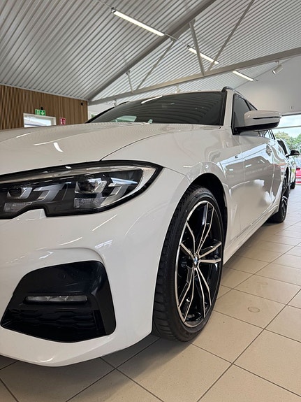 BMW 320d 6 of 22