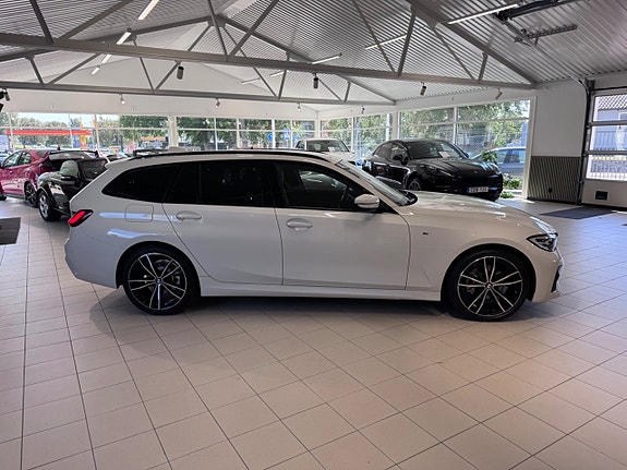 BMW 320d 21 of 22