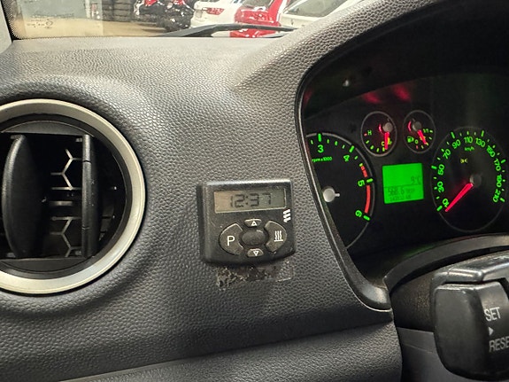 Ford Transit Connect 15 of 16