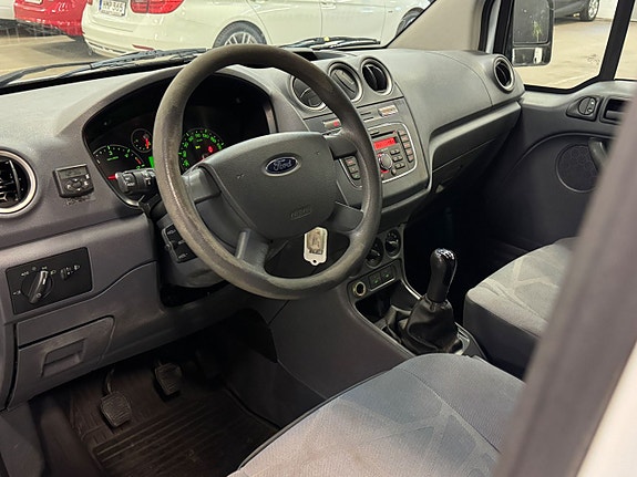 Ford Transit Connect 11 of 16