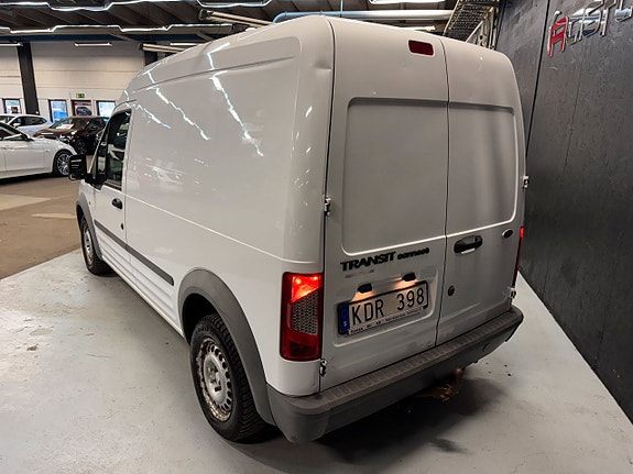 Ford Transit Connect 3 of 5