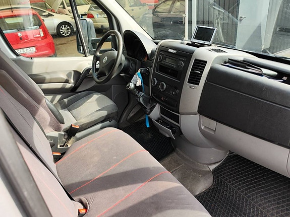 Volkswagen Crafter 7 of 7