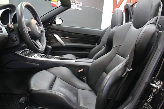 BMW Z4 13 of 26
