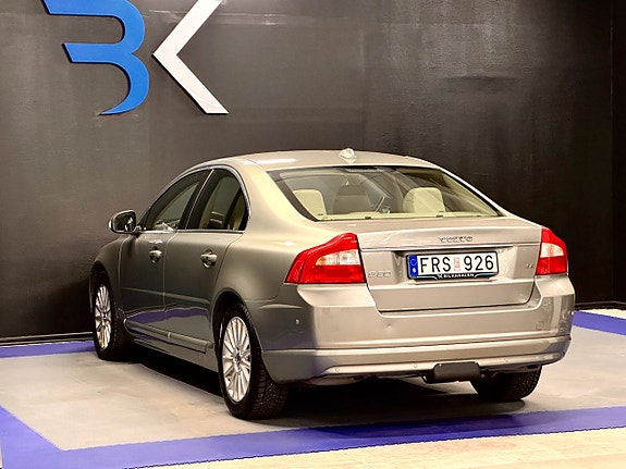 Volvo S80 8 of 20