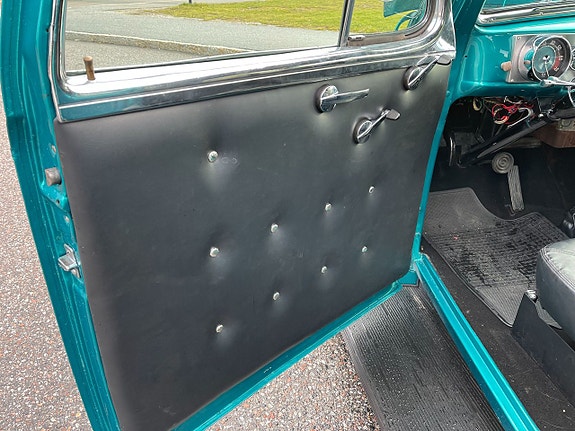 Chevrolet Master 12 of 12