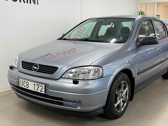 Opel Astra 3 of 24