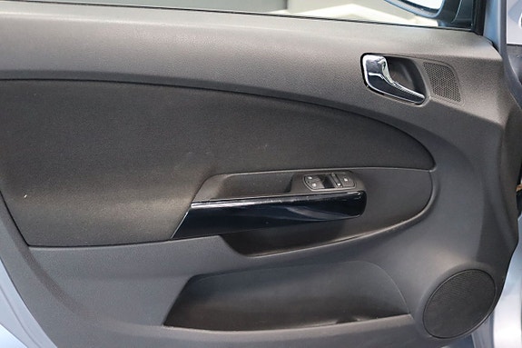 Opel Corsa 17 of 26
