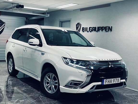 Mitsubishi Outlander 4 of 27