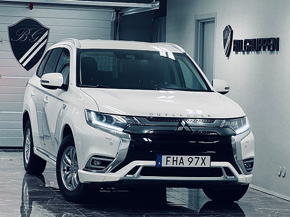 Mitsubishi Outlander 3 of 27