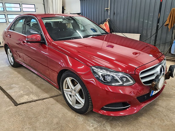 Mercedes-Benz E250 2 of 4