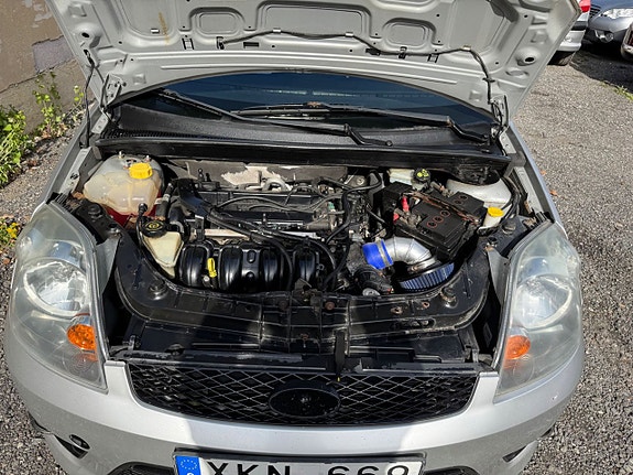 Ford Fiesta 18 of 19