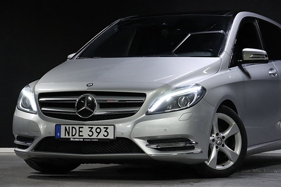Mercedes-Benz B200 4 of 26