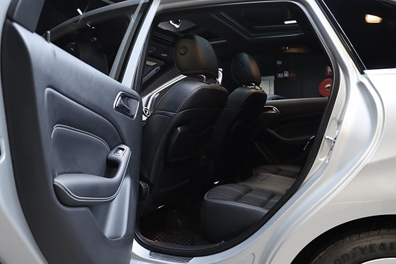 Mercedes-Benz B200 13 of 26