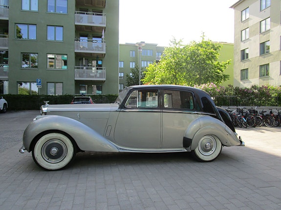Bentley Mark VI 4 of 13