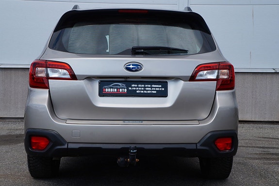 Subaru Outback 5 of 5