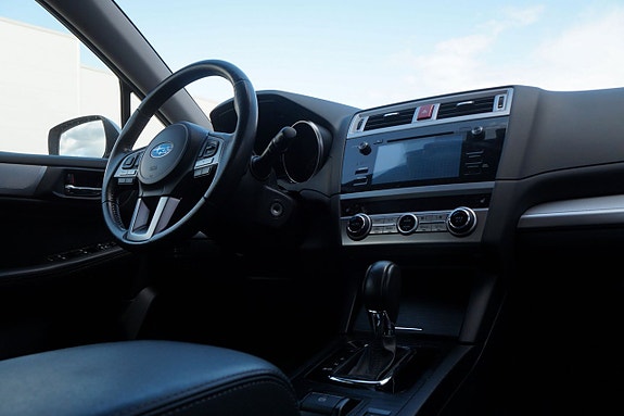 Subaru Outback 12 of 20