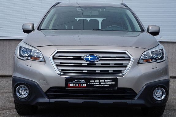 Subaru Outback 2 of 5