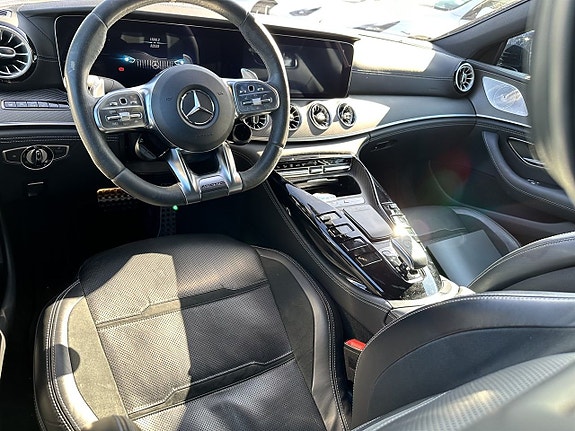 Mercedes-Benz AMG GT 63 s 3 of 4
