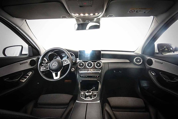 Mercedes-Benz C200 d 3 of 5