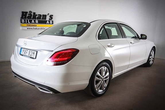 Mercedes-Benz C200 d 2 of 5