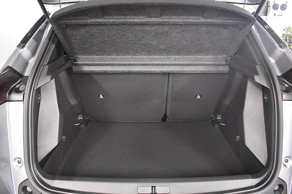 Peugeot 2008 13 of 16