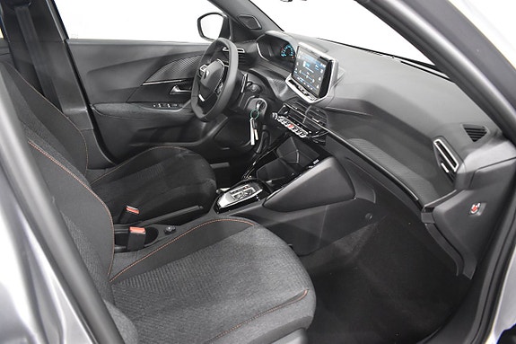 Peugeot 2008 10 of 16