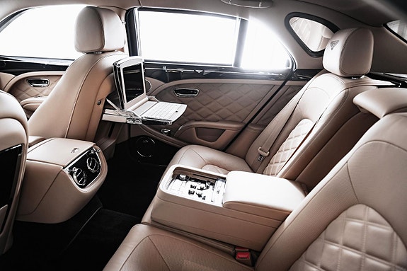 Bentley Mulsanne 22 of 30