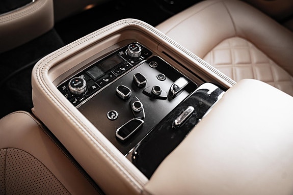 Bentley Mulsanne 28 of 30