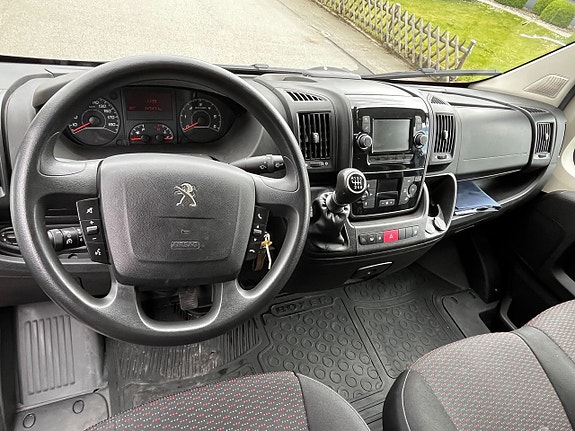 Peugeot Boxer 4 of 5