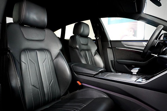 Audi A7 10 of 23