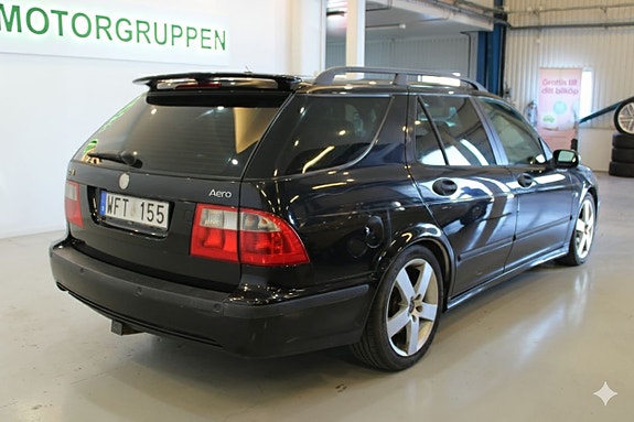 Saab 9-5 4 of 5