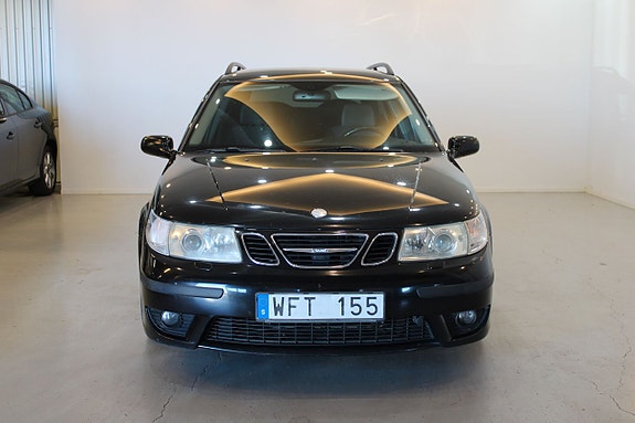 Saab 9-5 2 of 5