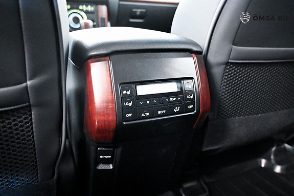 Toyota Land Cruiser 9 of 23