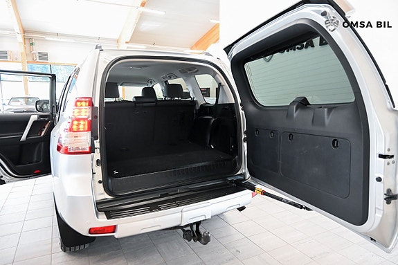 Toyota Land Cruiser 11 of 23