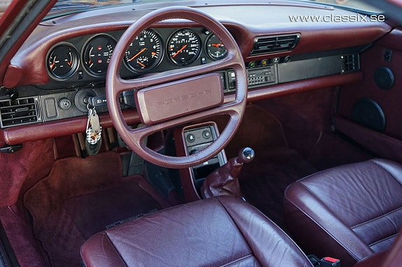 Porsche 911 Turbo 3 of 5