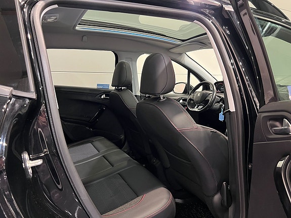 Peugeot 2008 12 of 23